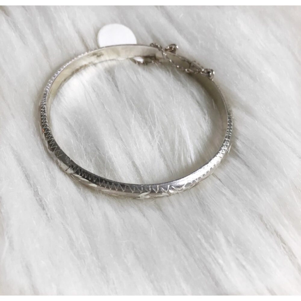 Small 925 Sterling silver bangle bracelet